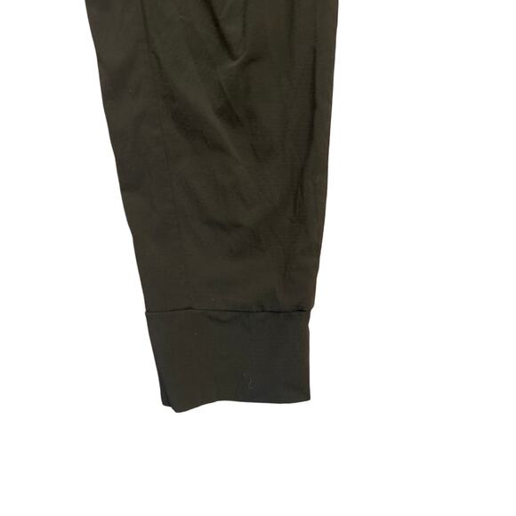 Women 6 Athleta Trekkie Mid Rise Legacy Jogger Arbor Olive Green Pants Cropped - Picture 3 of 6